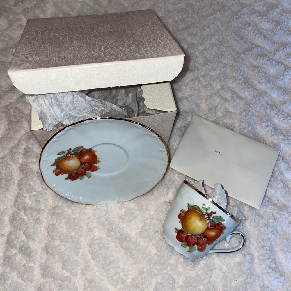 Bareuther Waldsassen‎ Bavaria Germany fruit apples Teacup plate box set ephemera